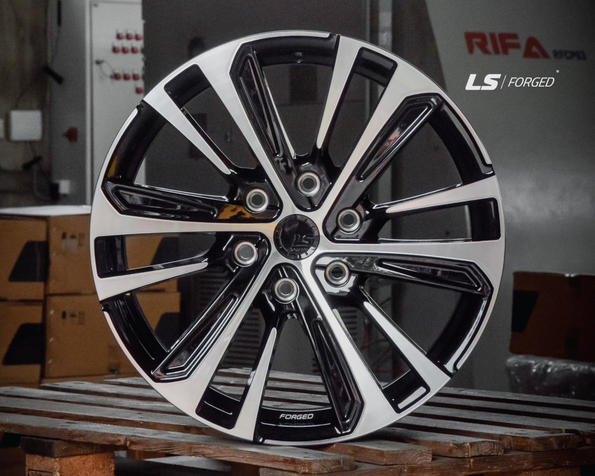Кованые диски на дисках LS FG19 - фото 4