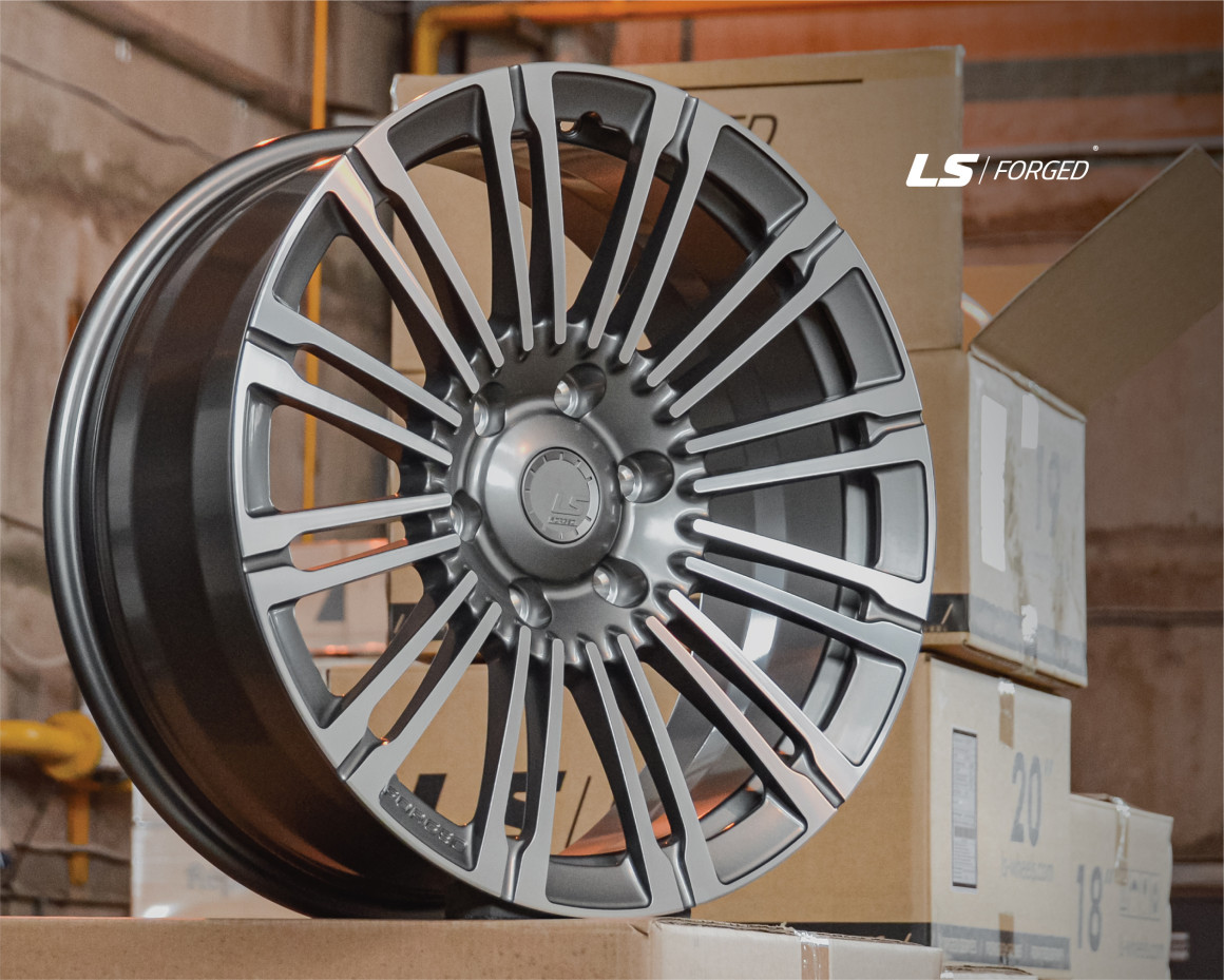 Кованые диски на дисках LS FG18 - фото 3